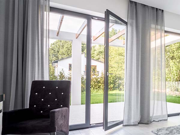 Aluminium openable doors